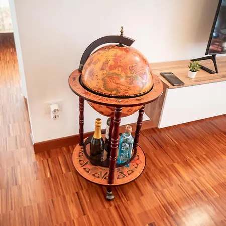 Ampio Attico Con Terrazzo Con Vista, Centrale, Parcheggio Gratis * Milano Marittima