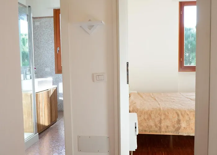 Ampio Attico Con Terrazzo Con Vista, Centrale, Parcheggio Gratis * Milano Marittima