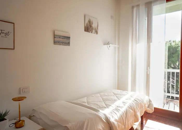 Attico Panoramico, A Pochi Passi Dal Mare, Due Parcheggi Interni Inclusi Apartment Milano Marittima